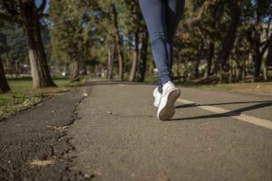 A che velocità camminare dimagrire