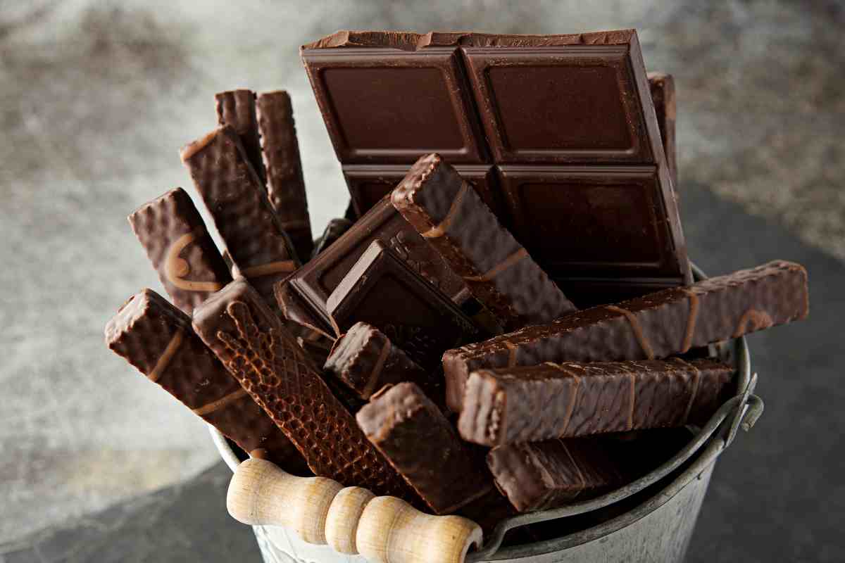 cioccolato fondente è un cibo che fa bene alla salute