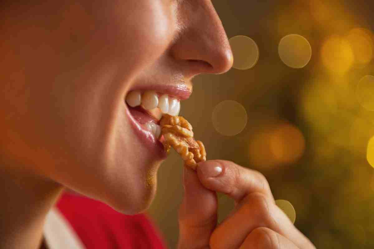 mangiare le noci